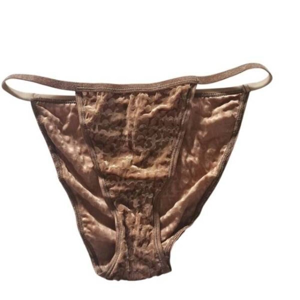 SKIMS embossed logo side string panty‎ Nwt